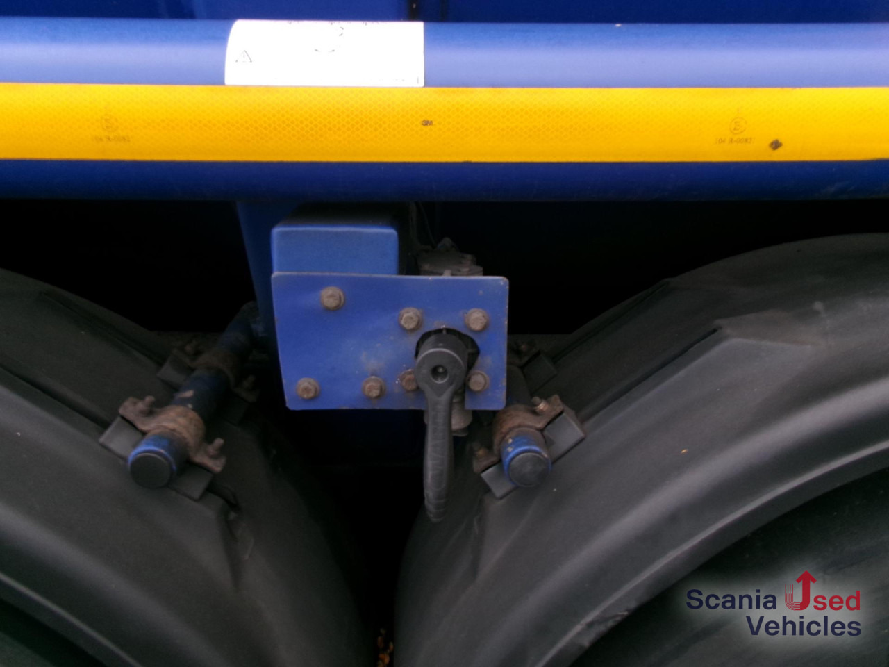 ROHR Tankauflieger f. Treibst. 4 Kammern 2 x Lift - Puspiekabe cisterna: foto 2 ROHR Tankauflieger f. Treibst. 4 Kammern 2 x Lift - Puspiekabe cisterna: foto 2