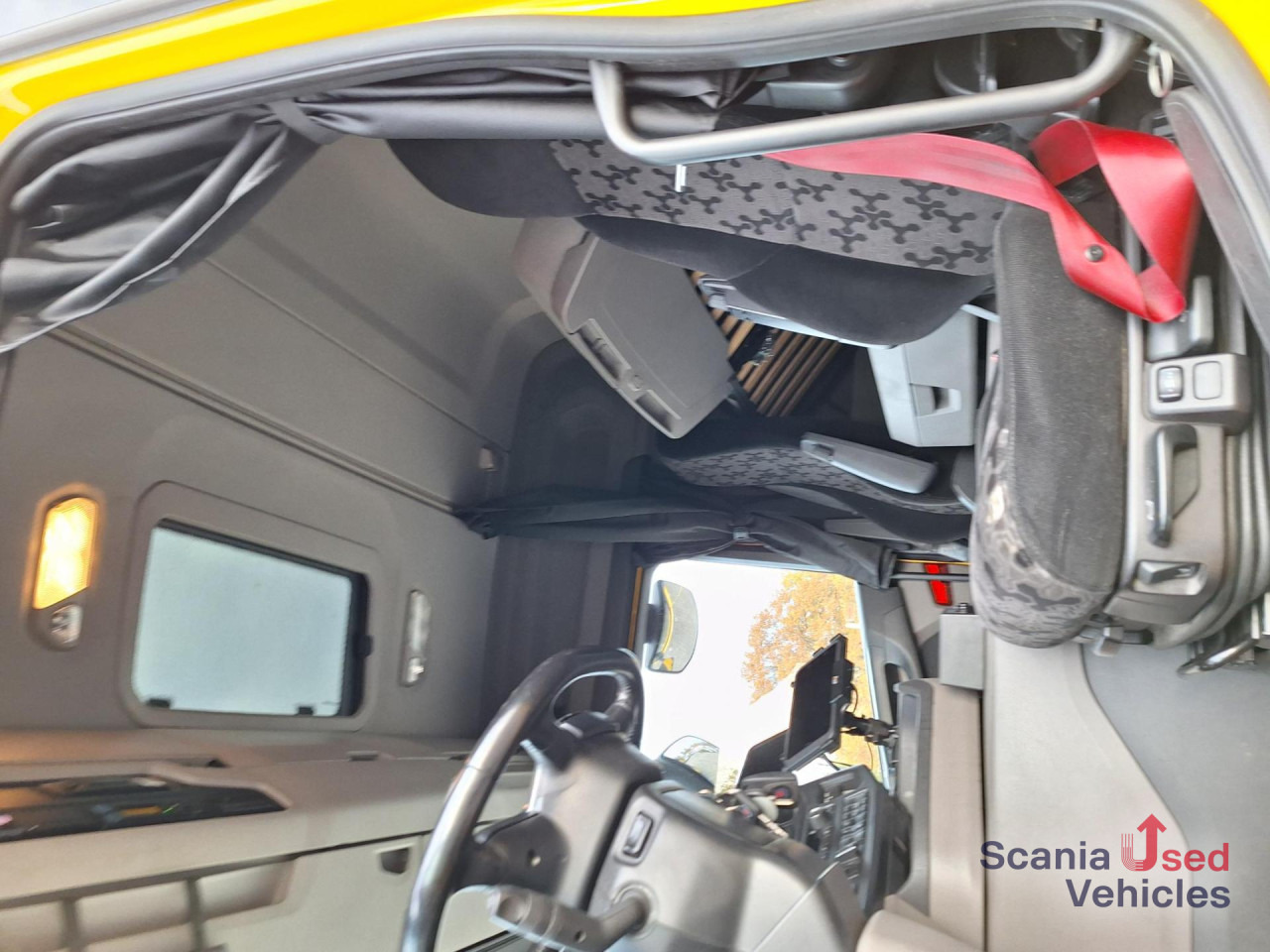 SCANIA G 410 A4x2NA ADR/FL Nebenantrieb - Vilcējs: foto 4 SCANIA G 410 A4x2NA ADR/FL Nebenantrieb - Vilcējs: foto 4
