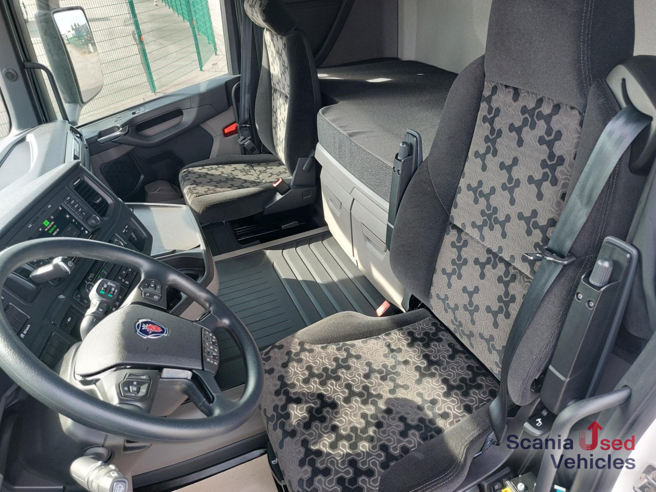 SCANIA R 460 A4x2NA - Kipphydraulik!!! - Vilcējs: foto 2 SCANIA R 460 A4x2NA - Kipphydraulik!!! - Vilcējs: foto 2