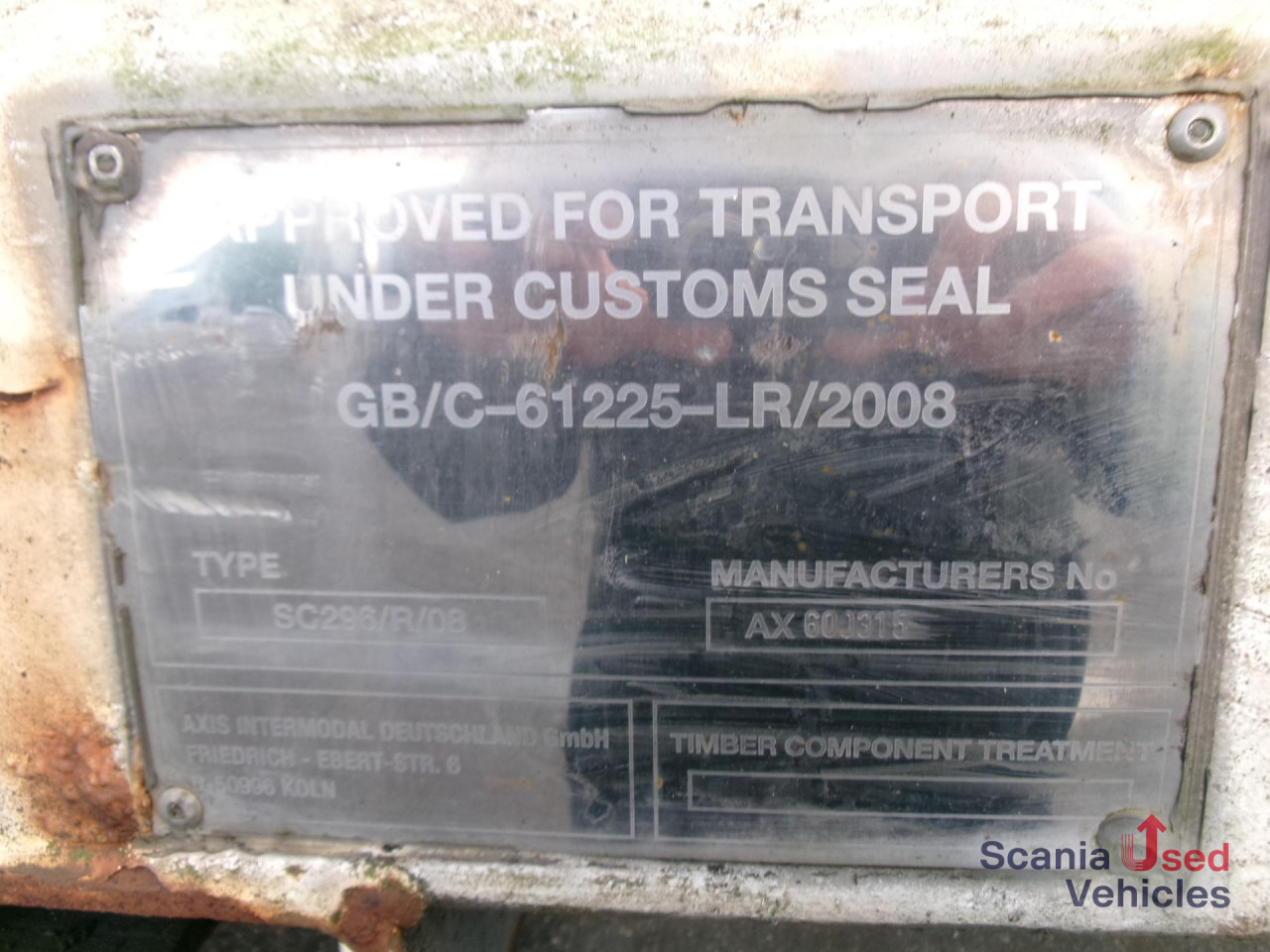 Wechselkoffer mit Rolltor und - Piekabe slēgtā virsbūve: foto 4 Wechselkoffer mit Rolltor und - Piekabe slēgtā virsbūve: foto 4