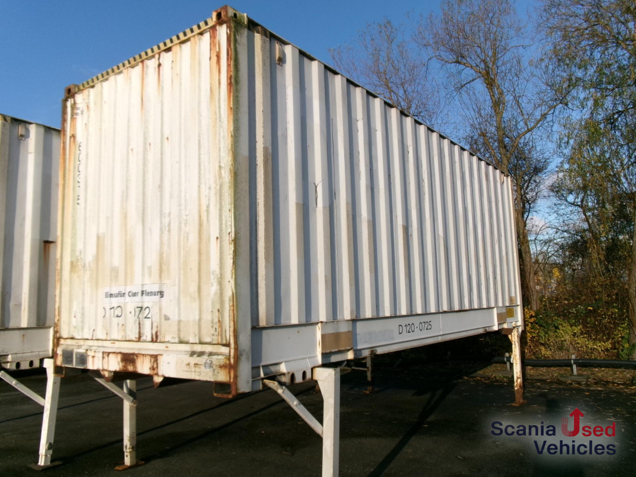 Wechselkoffer mit Rolltor und - Piekabe slēgtā virsbūve: foto 1 Wechselkoffer mit Rolltor und - Piekabe slēgtā virsbūve: foto 1