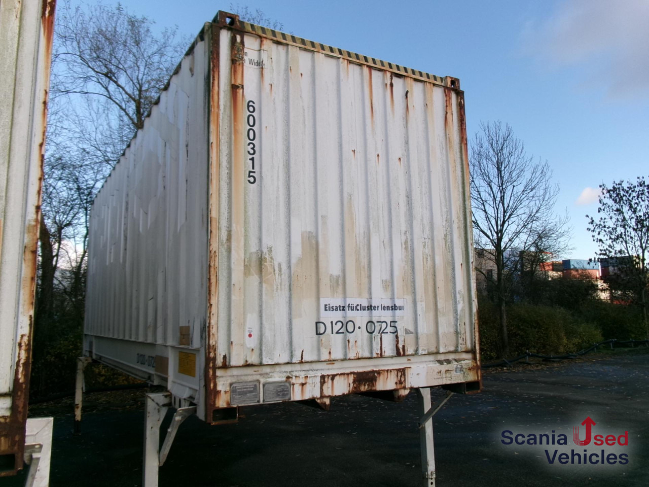 Wechselkoffer mit Rolltor und - Piekabe slēgtā virsbūve: foto 5 Wechselkoffer mit Rolltor und - Piekabe slēgtā virsbūve: foto 5