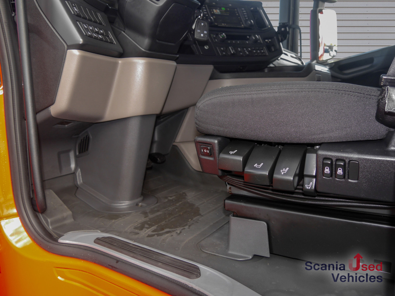 SCANIA R 410 B6x2*4LB Jumbo, Lenkachse, Standklima - Konteineru vedējs/ Kravas automašīna ar noņemamā virsbūve: foto 3 SCANIA R 410 B6x2*4LB Jumbo, Lenkachse, Standklima - Konteineru vedējs/ Kravas automašīna ar noņemamā virsbūve: foto 3