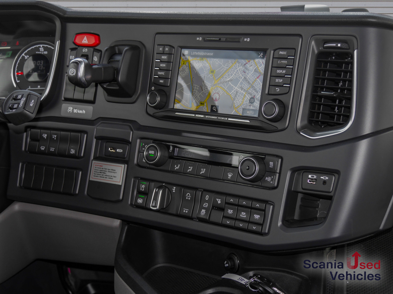 SCANIA R 410 B6x2*4NB - Pritsche / Plane / Hecktüren - - Kravas automašīna ar tentu: foto 4 SCANIA R 410 B6x2*4NB - Pritsche / Plane / Hecktüren - - Kravas automašīna ar tentu: foto 4