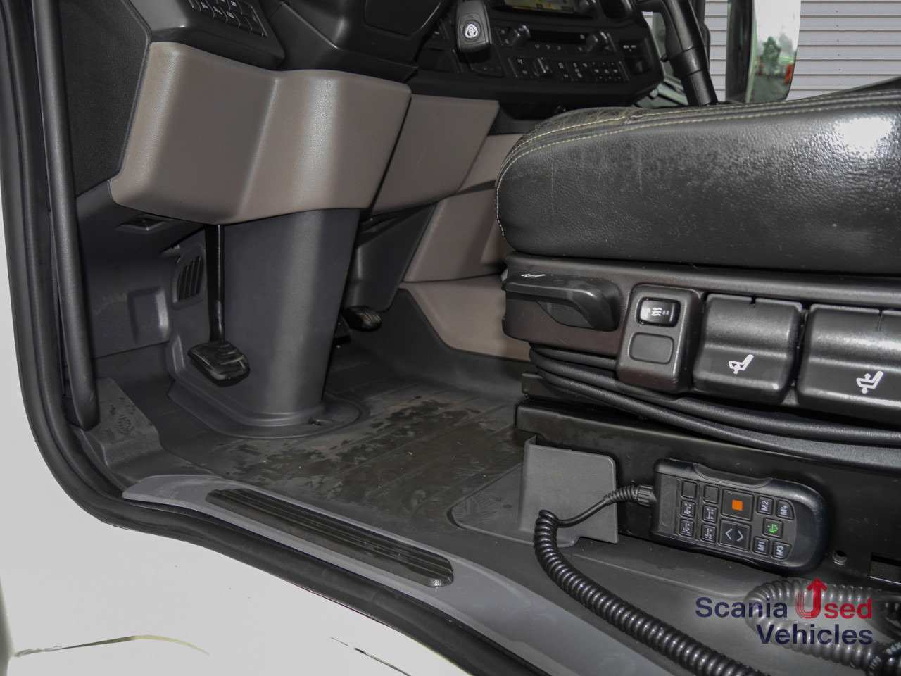 SCANIA R 450 B6x2NB - Schaltgetriebe / LBW - - Konteineru vedējs/ Kravas automašīna ar noņemamā virsbūve: foto 3 SCANIA R 450 B6x2NB - Schaltgetriebe / LBW - - Konteineru vedējs/ Kravas automašīna ar noņemamā virsbūve: foto 3