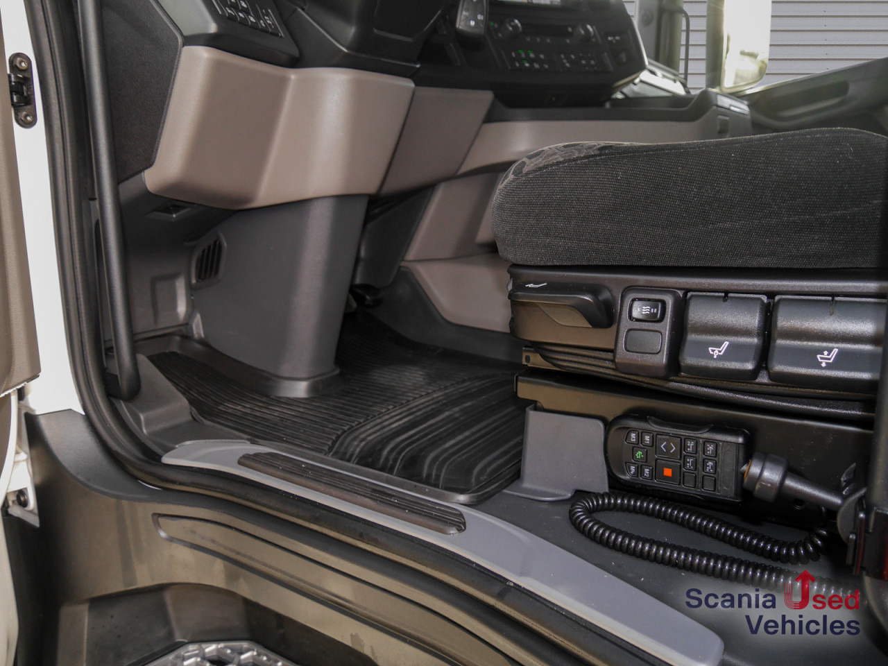 SCANIA R 460 A4x2NA - SUPER / Hydraulik - - Vilcējs: foto 4 SCANIA R 460 A4x2NA - SUPER / Hydraulik - - Vilcējs: foto 4