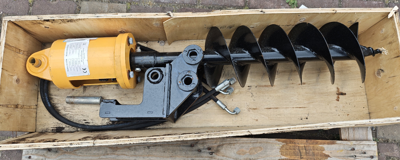 JPC KV200 - Zemes urbis - Ekskavators: foto 1 JPC KV200 - Zemes urbis - Ekskavators: foto 1