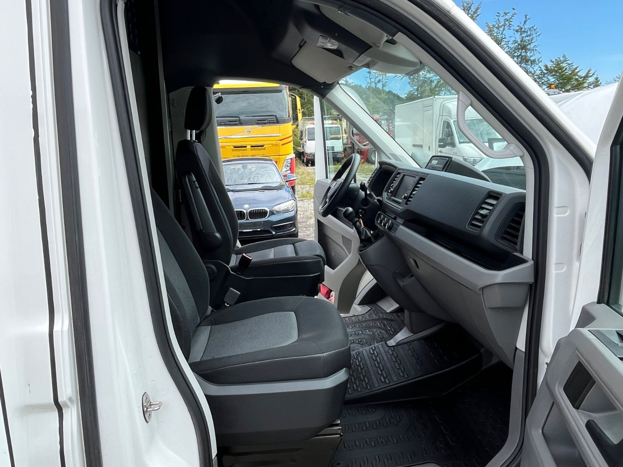 MAN TGE 5.180 RKB Koffer Turboladerschaden - Furgons ar slēgtā virsbūve: foto 5 MAN TGE 5.180 RKB Koffer Turboladerschaden - Furgons ar slēgtā virsbūve: foto 5