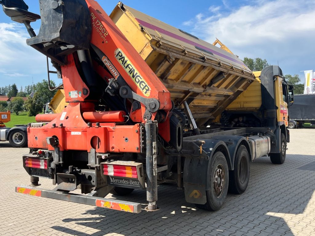 Kravas automašīna pašizgāzējs, Kravas auto ar manipulatoru Mercedes-Benz Actros 2544 MP2 Kupplung Retarder PK 17502: foto 10