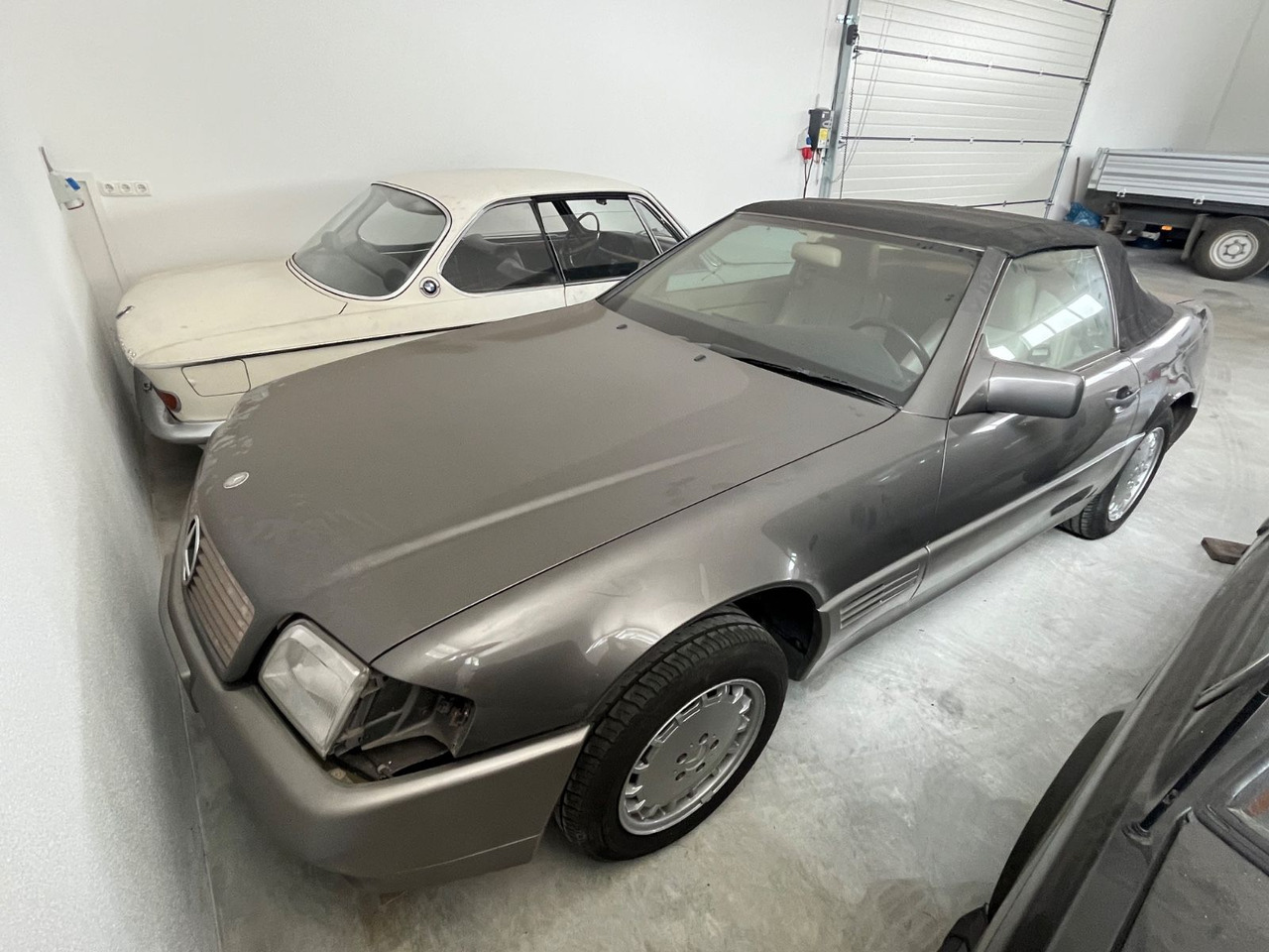 Mercedes-Benz SL 500 Deutsches Farhzeug aus 1. Hand ca. 60Tkm - Vieglā automašīna: foto 1 Mercedes-Benz SL 500 Deutsches Farhzeug aus 1. Hand ca. 60Tkm - Vieglā automašīna: foto 1
