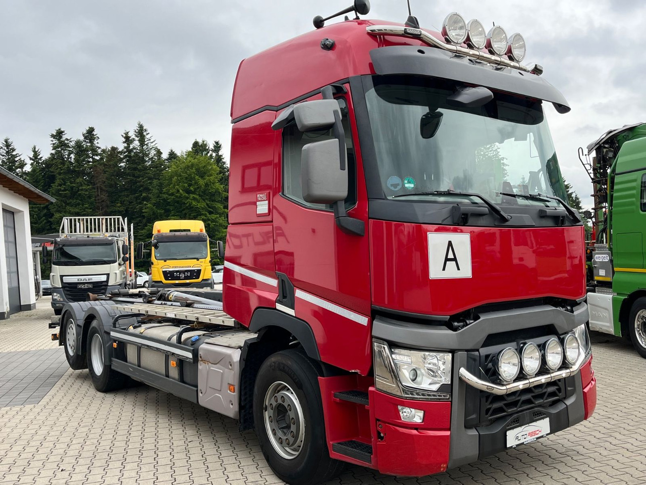 Renault T520 6x2 Meiller RS 21 Abrollkipper Lift Lenk - Pacēlājs ar āķi: foto 2 Renault T520 6x2 Meiller RS 21 Abrollkipper Lift Lenk - Pacēlājs ar āķi: foto 2