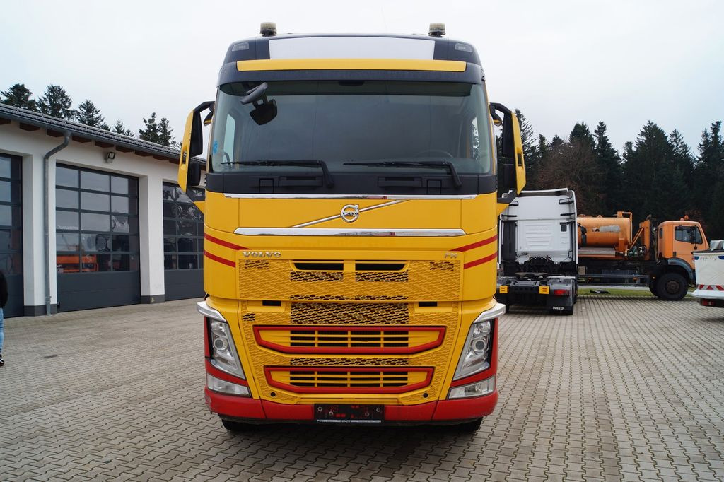 Volvo FH 500 Holztrans. mit Penz 12Z9 Holzkran Volvo FH 500 Holztrans. mit Penz 12Z9 Holzkran - Kokvedējs, Kravas auto ar manipulatoru: foto 3 Volvo FH 500 Holztrans. mit Penz 12Z9 Holzkran Volvo FH 500 Holztrans. mit Penz 12Z9 Holzkran - Kokvedējs, Kravas auto ar manipulatoru: foto 3