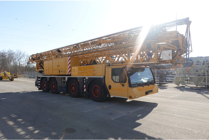 Liebherr MK 88 - Autoceltnis: foto 1 Liebherr MK 88 - Autoceltnis: foto 1