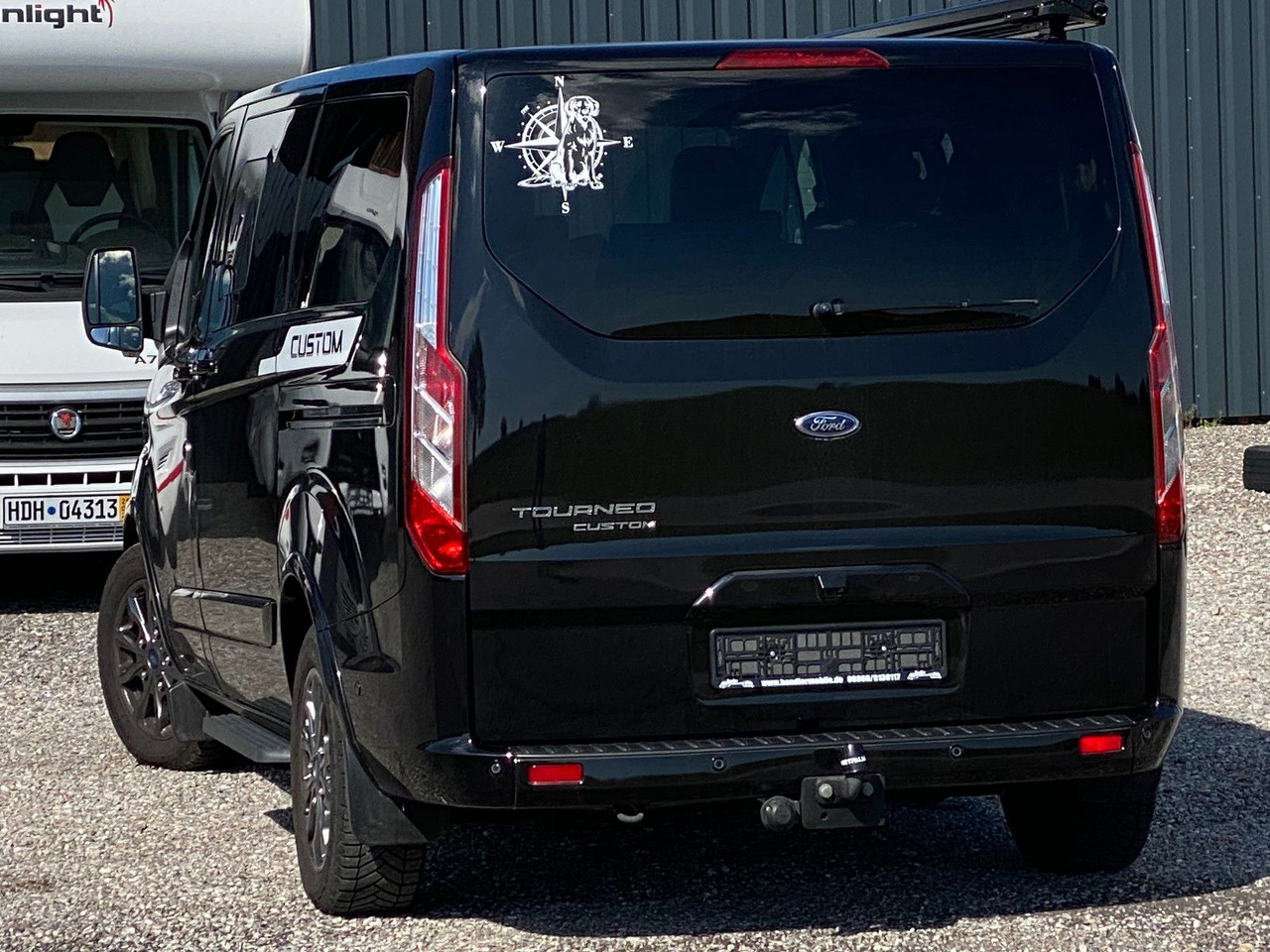 Ford Transit/Tourneo Custom Kombi 320 L1 Titanium X - Pasažieru furgons: foto 5 Ford Transit/Tourneo Custom Kombi 320 L1 Titanium X - Pasažieru furgons: foto 5