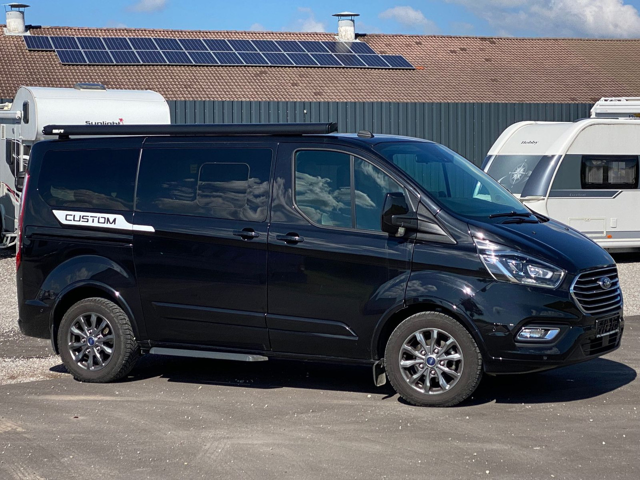 Ford Transit/Tourneo Custom Kombi 320 L1 Titanium X - Pasažieru furgons: foto 2 Ford Transit/Tourneo Custom Kombi 320 L1 Titanium X - Pasažieru furgons: foto 2