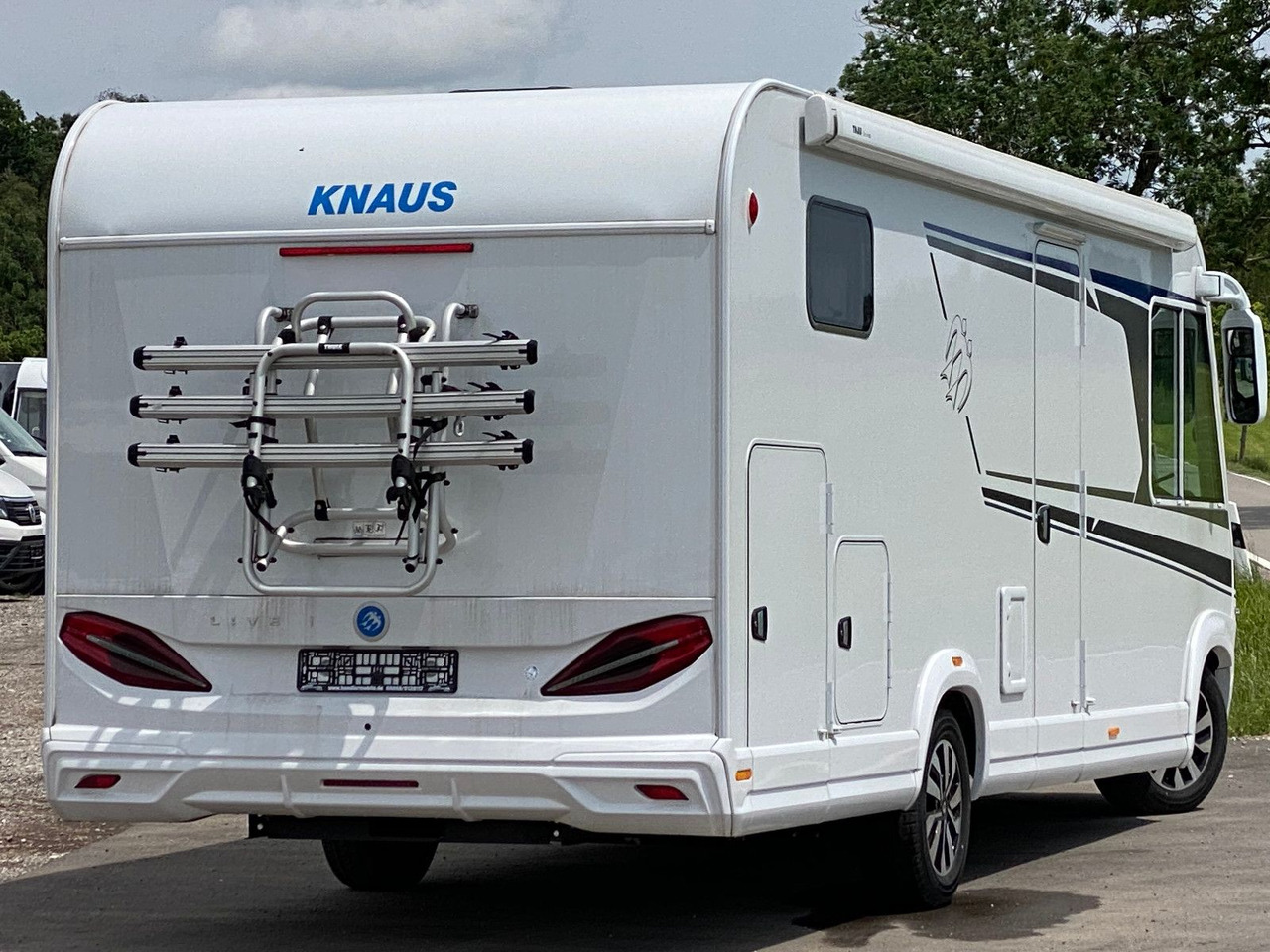 Knaus Live I 700 MEG,Automatik, Längsbetten - Integrēts kemperis: foto 3 Knaus Live I 700 MEG,Automatik, Längsbetten - Integrēts kemperis: foto 3