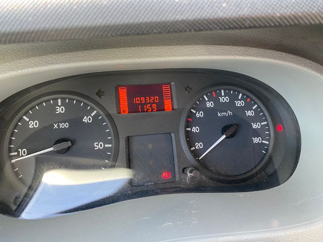 Daļēji integrētais kemperis Knaus SPORT TI 650 MG, Solar: foto 11