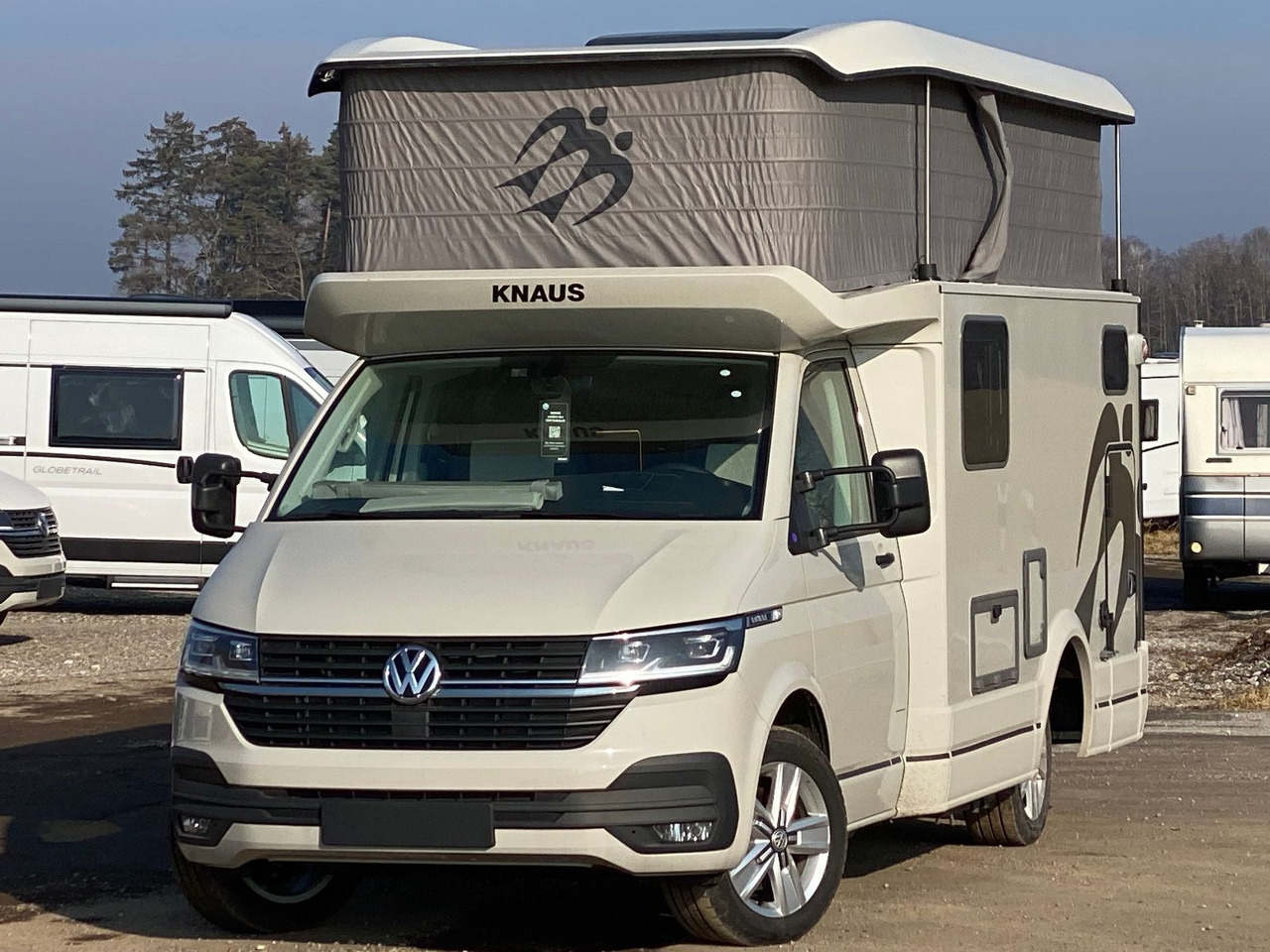 Knaus Tourer CUV 500 MQ CUVISION ohne Slide Bett - Daļēji integrētais kemperis: foto 3 Knaus Tourer CUV 500 MQ CUVISION ohne Slide Bett - Daļēji integrētais kemperis: foto 3
