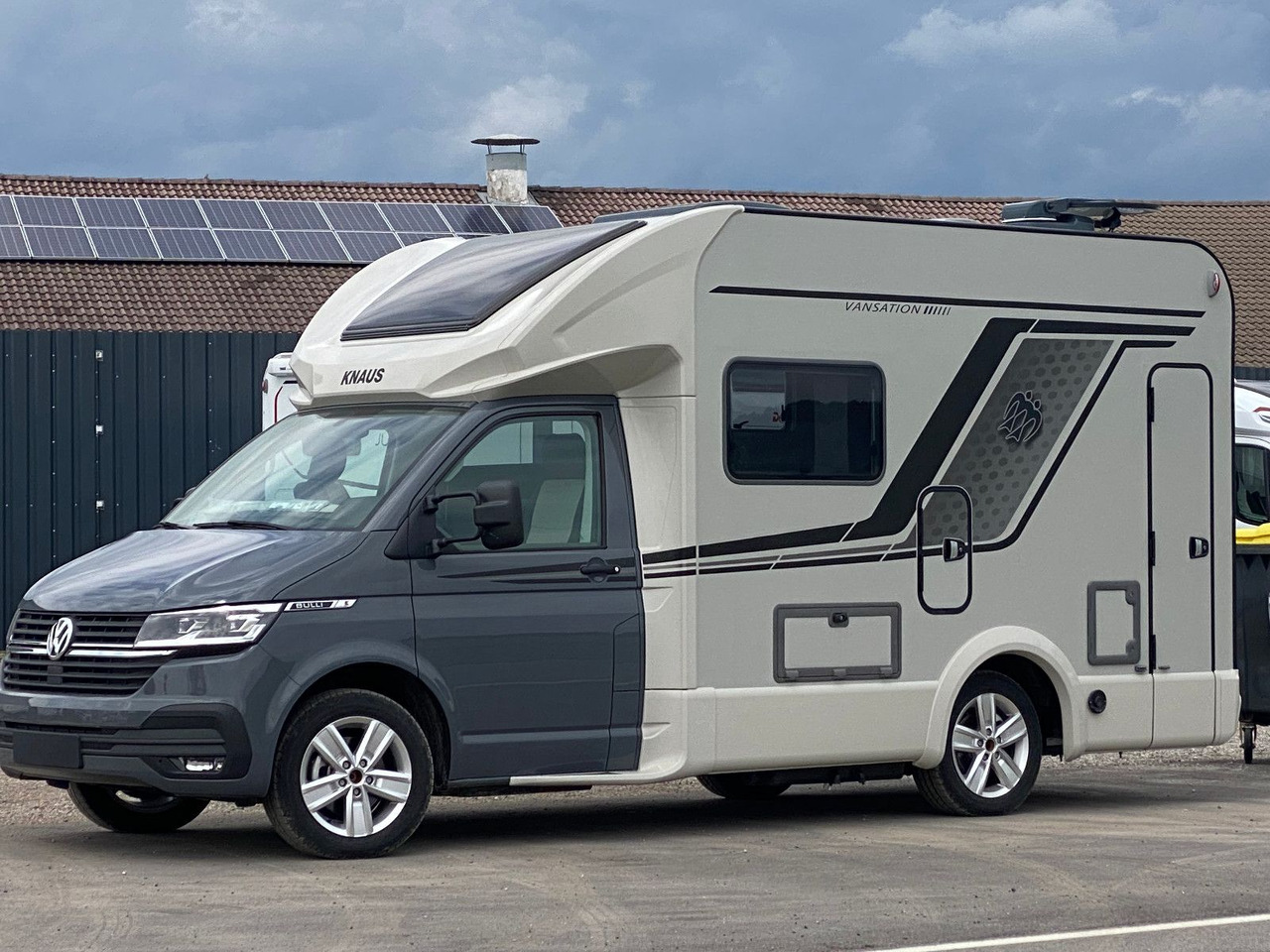 Knaus Tourer Van 500 LT, slide Bett, Tageszulassung - Daļēji integrētais kemperis: foto 3 Knaus Tourer Van 500 LT, slide Bett, Tageszulassung - Daļēji integrētais kemperis: foto 3