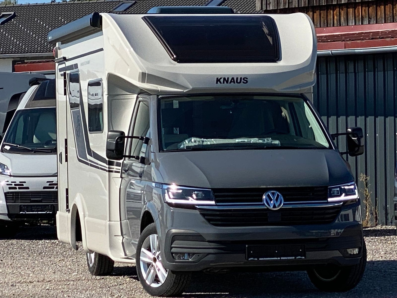 Knaus Tourer Van Vansation 500 LT, ohne Slidebett - Daļēji integrētais kemperis: foto 2 Knaus Tourer Van Vansation 500 LT, ohne Slidebett - Daļēji integrētais kemperis: foto 2