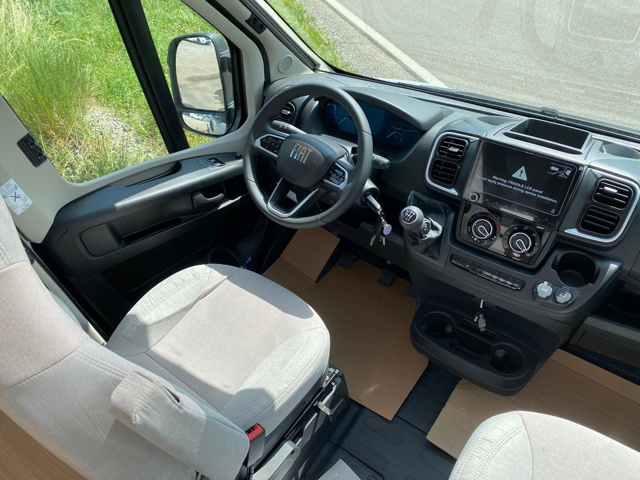 Auto kemperis LMC INNOVAN 600 ,Dieselheizung,Modell 25 Skyroof: foto 9