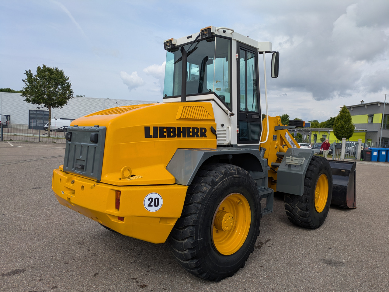 LIEBHERR L514 Radlader Schnellwechsler Schaufel - Riteņu iekrāvējs: foto 5 LIEBHERR L514 Radlader Schnellwechsler Schaufel - Riteņu iekrāvējs: foto 5