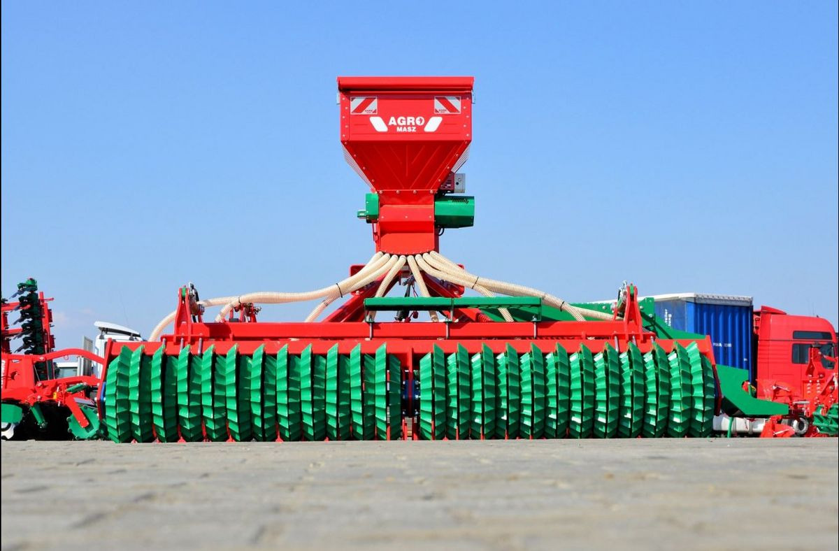 Agro Masz Grass 300-Nachsaatmaschine-NEU - Sēšanas tehnika: foto 5 Agro Masz Grass 300-Nachsaatmaschine-NEU - Sēšanas tehnika: foto 5