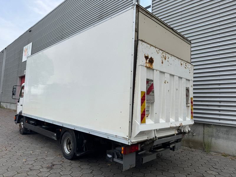 MAN 8.163 / Tail Lift / Manual / 3 Seats / Belgium Truck - Kravas automašīna ar slēgto virsbūvi: foto 4 MAN 8.163 / Tail Lift / Manual / 3 Seats / Belgium Truck - Kravas automašīna ar slēgto virsbūvi: foto 4
