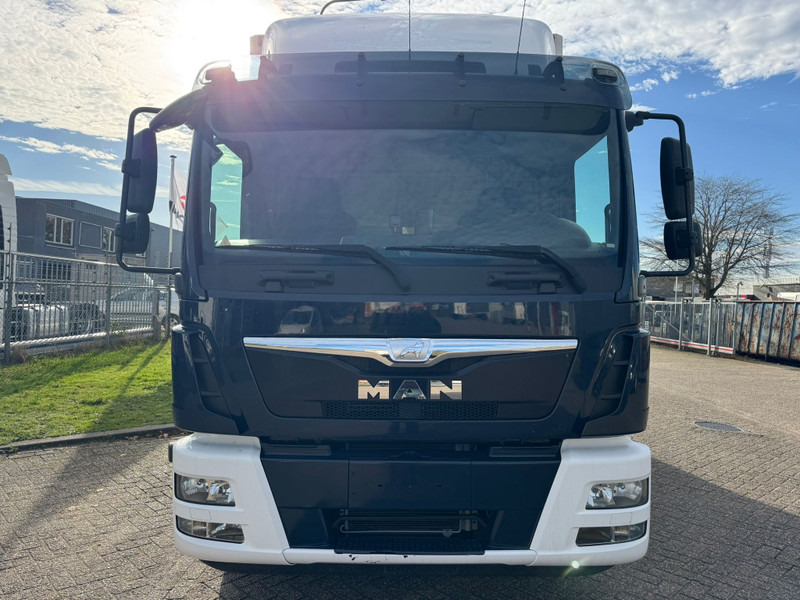 MAN TGM 12.220 / Carrier / Euro 6 / Tail Lift / TUV: 9-2026 / Belgium Truck - Kravas automašīna refrižerators: foto 5 MAN TGM 12.220 / Carrier / Euro 6 / Tail Lift / TUV: 9-2026 / Belgium Truck - Kravas automašīna refrižerators: foto 5