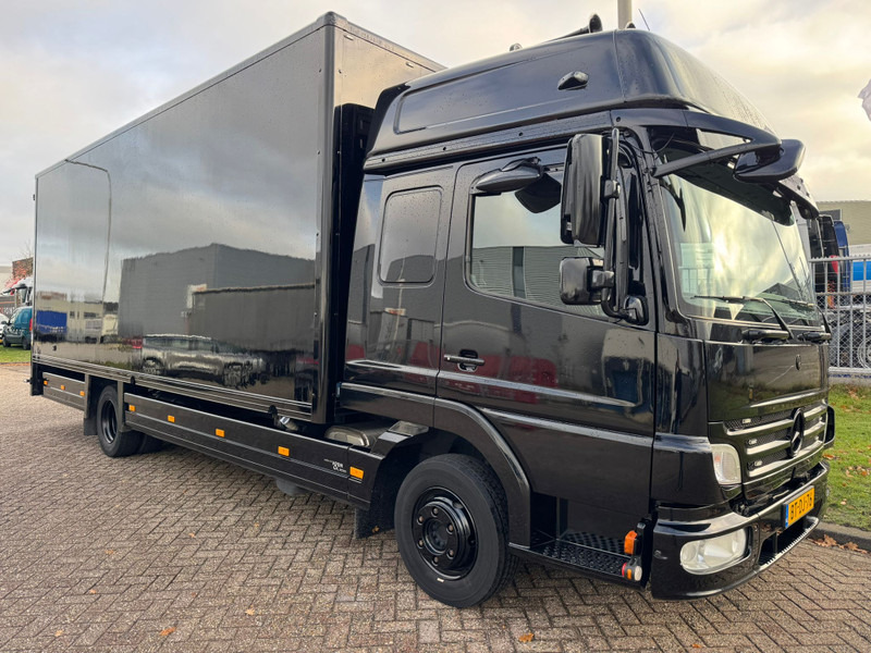 Mercedes-Benz ATEGO 818 / 228.000..KM!! / Sleeping Cab / TUV: 7-2026 / NL Truck - Kravas automašīna ar slēgto virsbūvi: foto 2 Mercedes-Benz ATEGO 818 / 228.000..KM!! / Sleeping Cab / TUV: 7-2026 / NL Truck - Kravas automašīna ar slēgto virsbūvi: foto 2
