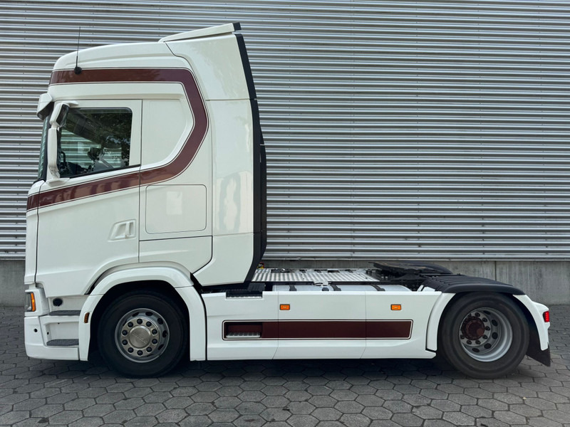 Scania S450 / Retarder / Full Air / Night Klima / 2 Tanks / TUV: 3-2026 / Belgium Truck - Vilcējs: foto 5 Scania S450 / Retarder / Full Air / Night Klima / 2 Tanks / TUV: 3-2026 / Belgium Truck - Vilcējs: foto 5
