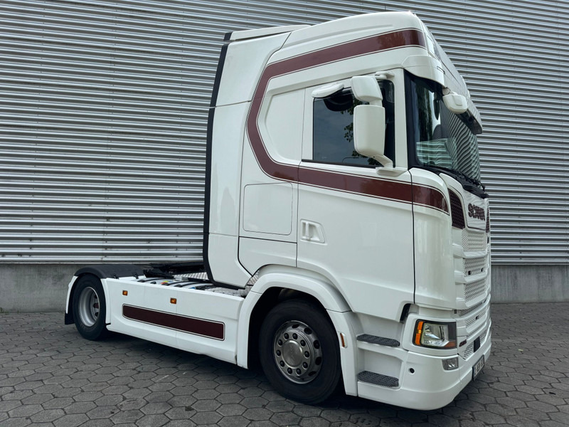 Scania S450 / Retarder / Full Air / Night Klima / 2 Tanks / TUV: 3-2026 / Belgium Truck - Vilcējs: foto 2 Scania S450 / Retarder / Full Air / Night Klima / 2 Tanks / TUV: 3-2026 / Belgium Truck - Vilcējs: foto 2