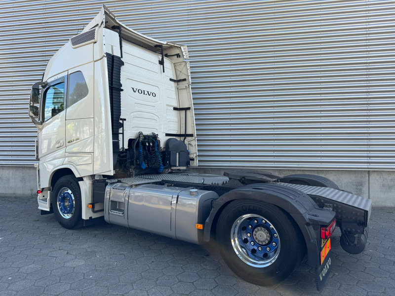 Volvo FH 460 / I-Shift / Dual Clutch / I-Park Cool / TUV: 9-2025 / NL Truck - Vilcējs: foto 3 Volvo FH 460 / I-Shift / Dual Clutch / I-Park Cool / TUV: 9-2025 / NL Truck - Vilcējs: foto 3