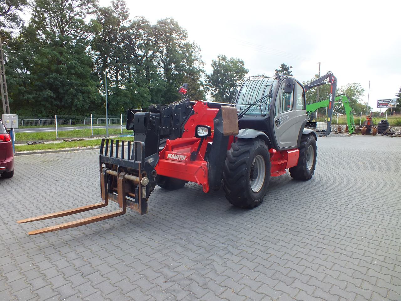 MANITOU MT1840 - Teleskopiskais riteņu iekrāvējs - Ekskavators: foto 2 MANITOU MT1840 - Teleskopiskais riteņu iekrāvējs - Ekskavators: foto 2