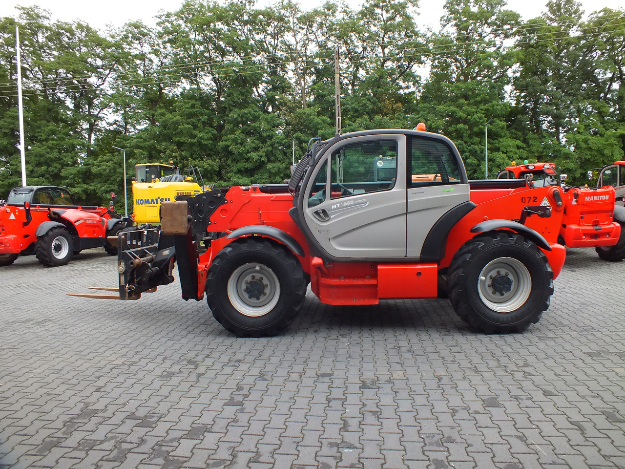 MANITOU MT1840 - Teleskopiskais riteņu iekrāvējs - Ekskavators: foto 4 MANITOU MT1840 - Teleskopiskais riteņu iekrāvējs - Ekskavators: foto 4