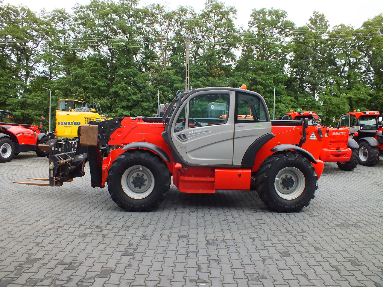 MANITOU MT1840 - Teleskopiskais riteņu iekrāvējs - Ekskavators: foto 2 MANITOU MT1840 - Teleskopiskais riteņu iekrāvējs - Ekskavators: foto 2