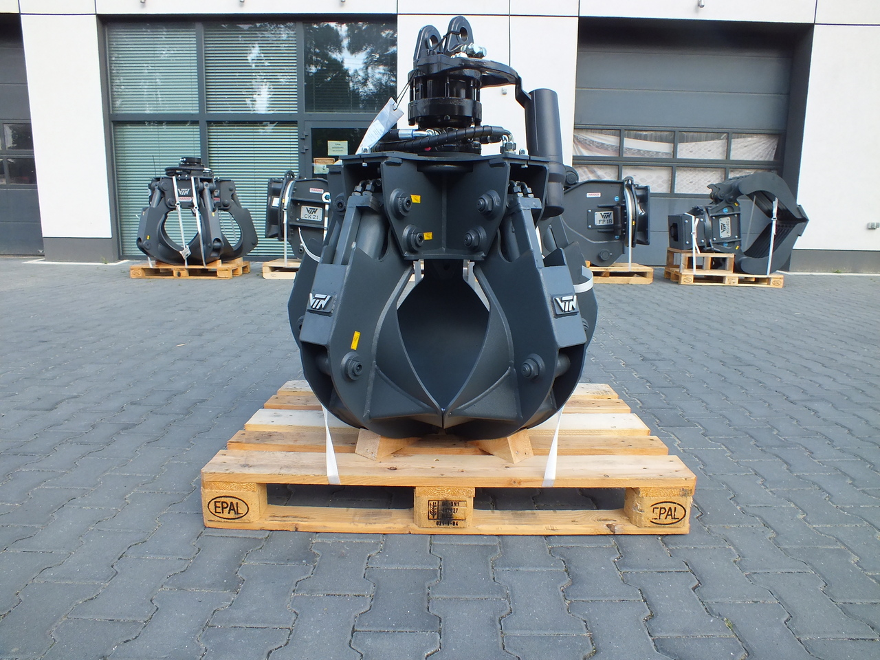 VTN 92EC230 Hydraulic Scrap - Greiferi - Celtniecības tehnika: foto 1 VTN 92EC230 Hydraulic Scrap - Greiferi - Celtniecības tehnika: foto 1