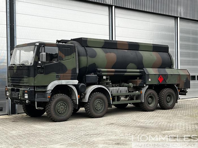 Iveco 340E42 8x8 - Autocisterna: foto 2 Iveco 340E42 8x8 - Autocisterna: foto 2