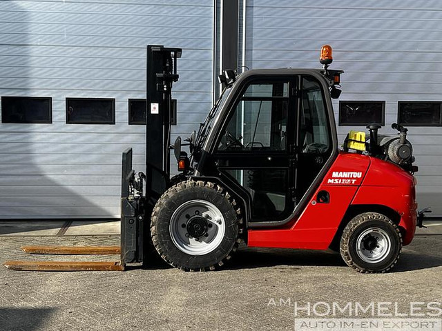 Manitou MSI35T 4ST3A - Bezceļu autokrāvējs: foto 2 Manitou MSI35T 4ST3A - Bezceļu autokrāvējs: foto 2