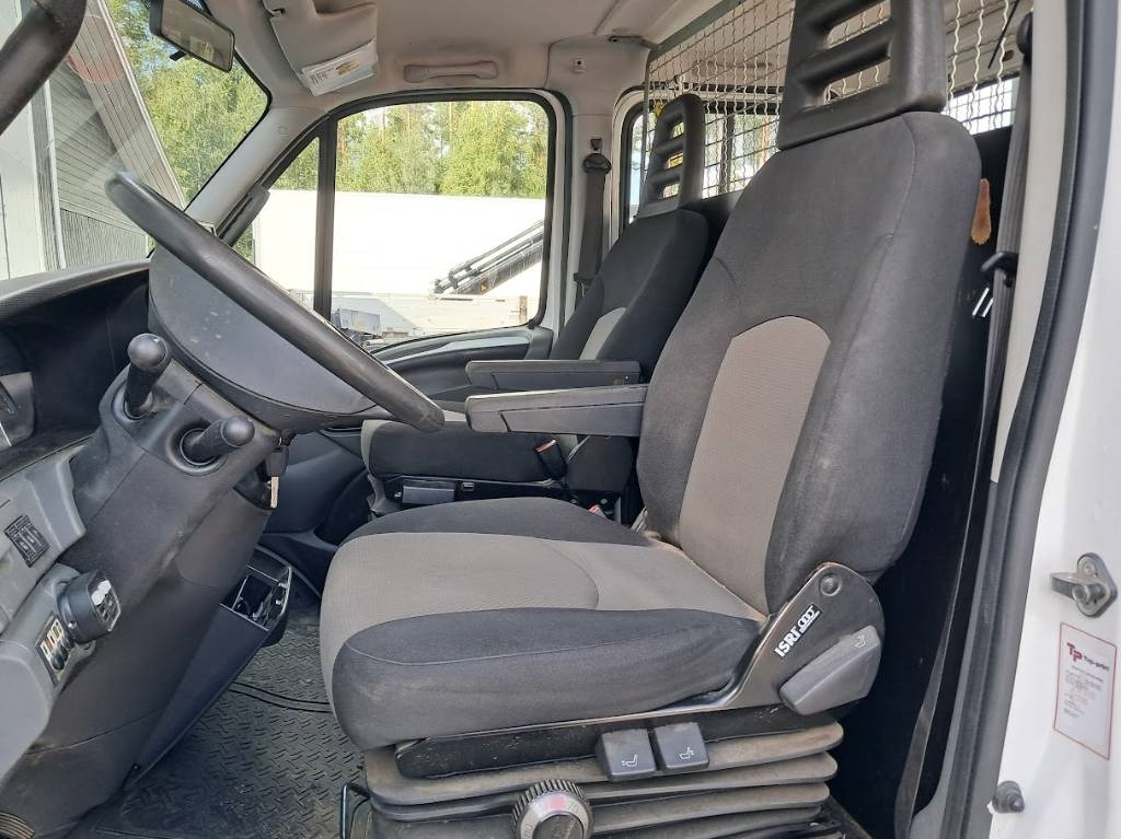 Iveco Daily 70 C17 Doppel 3.0  - Bortu kravas automašīna/ Platforma: foto 4 Iveco Daily 70 C17 Doppel 3.0  - Bortu kravas automašīna/ Platforma: foto 4