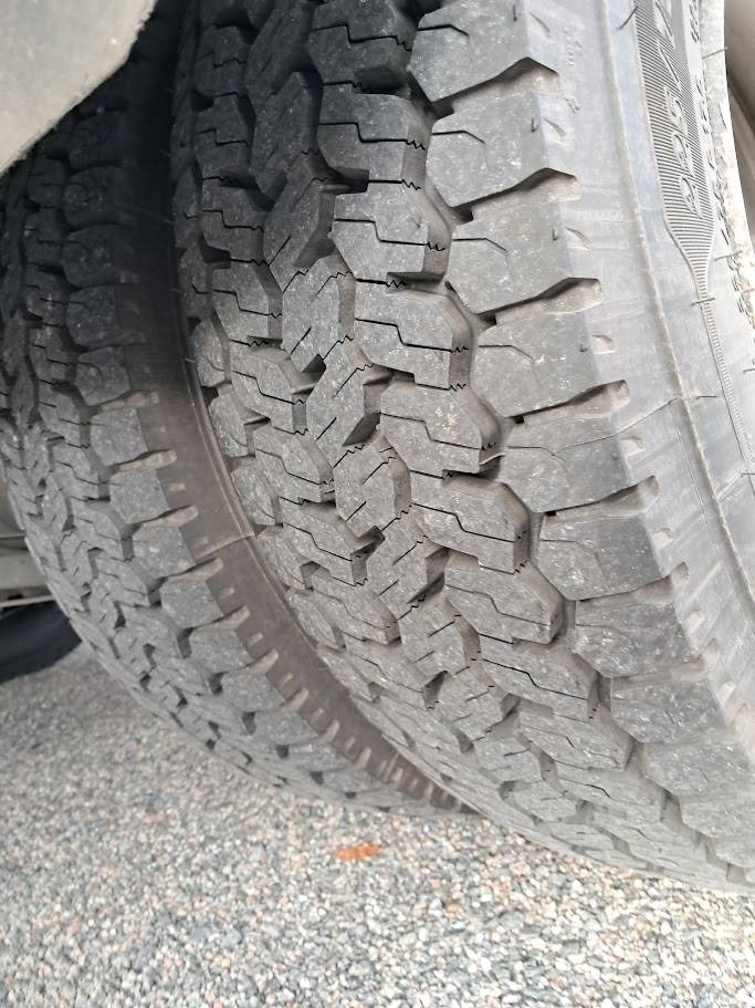 Iveco Eurocargo 100 E21 - Kravas automašīna ar slēgto virsbūvi: foto 4 Iveco Eurocargo 100 E21 - Kravas automašīna ar slēgto virsbūvi: foto 4