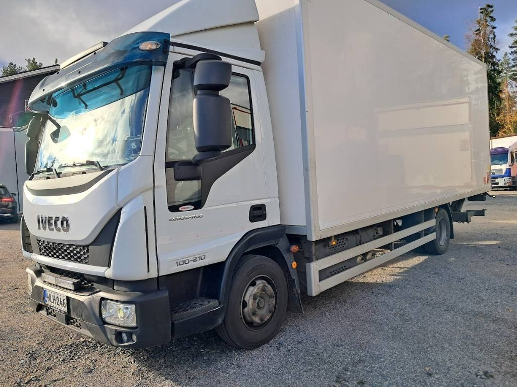 Iveco Eurocargo 100 E21 - Kravas automašīna ar slēgto virsbūvi: foto 1 Iveco Eurocargo 100 E21 - Kravas automašīna ar slēgto virsbūvi: foto 1