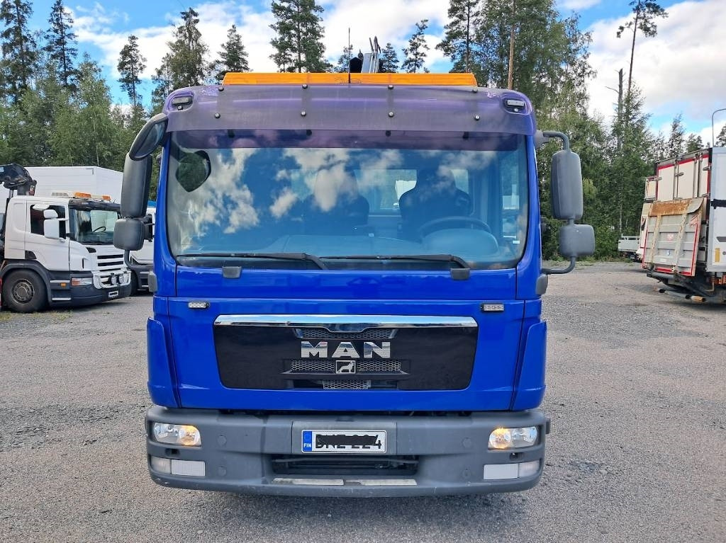 MAN TGL 8.150 Hiab 066-2 10v tarkastettu - Kravas auto ar manipulatoru: foto 4 MAN TGL 8.150 Hiab 066-2 10v tarkastettu - Kravas auto ar manipulatoru: foto 4