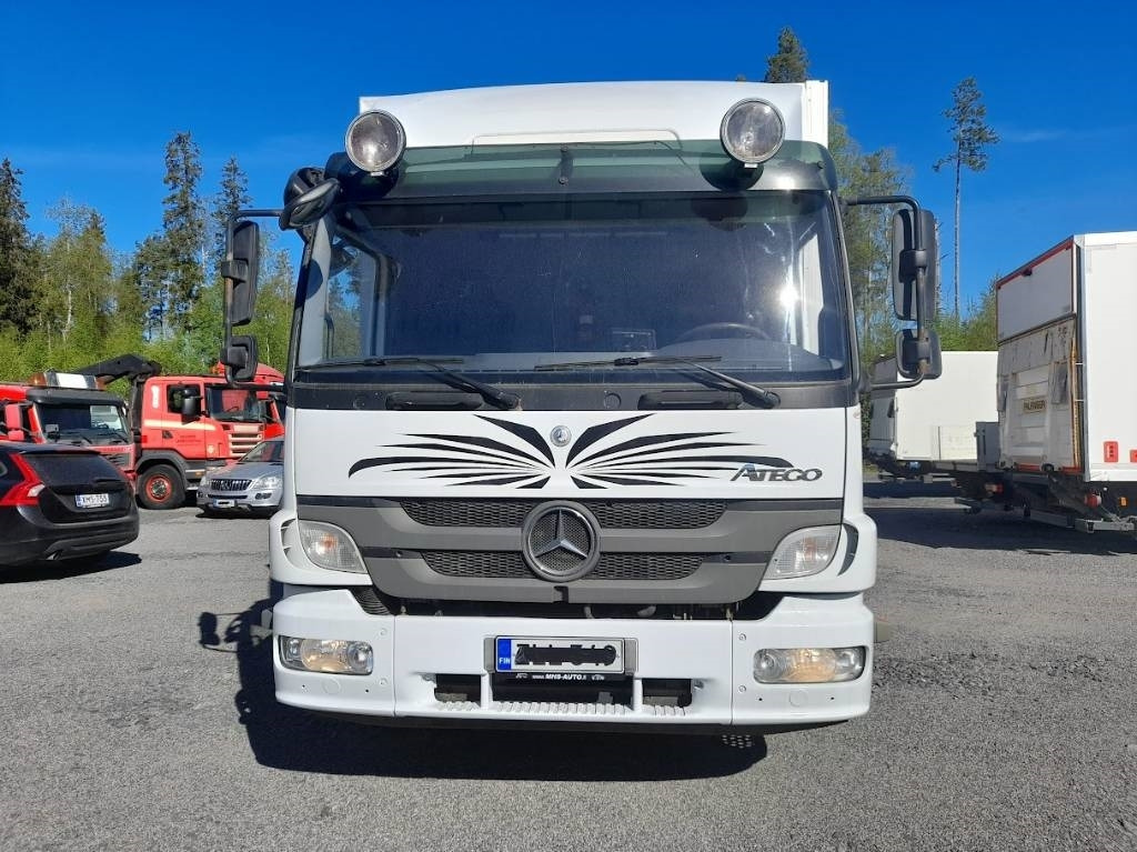 Mercedes-Benz Atego - Kravas automašīna ar slēgto virsbūvi: foto 2 Mercedes-Benz Atego - Kravas automašīna ar slēgto virsbūvi: foto 2