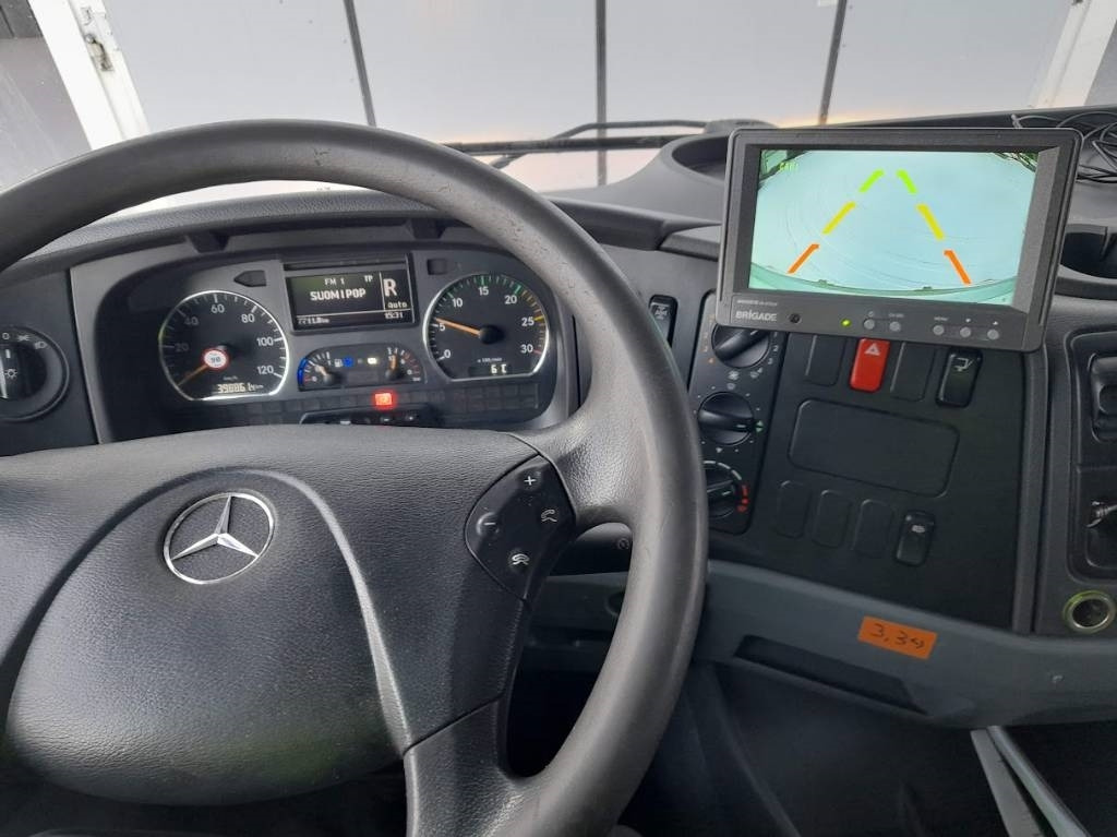 Mercedes-Benz Atego - Kravas automašīna ar slēgto virsbūvi: foto 4 Mercedes-Benz Atego - Kravas automašīna ar slēgto virsbūvi: foto 4
