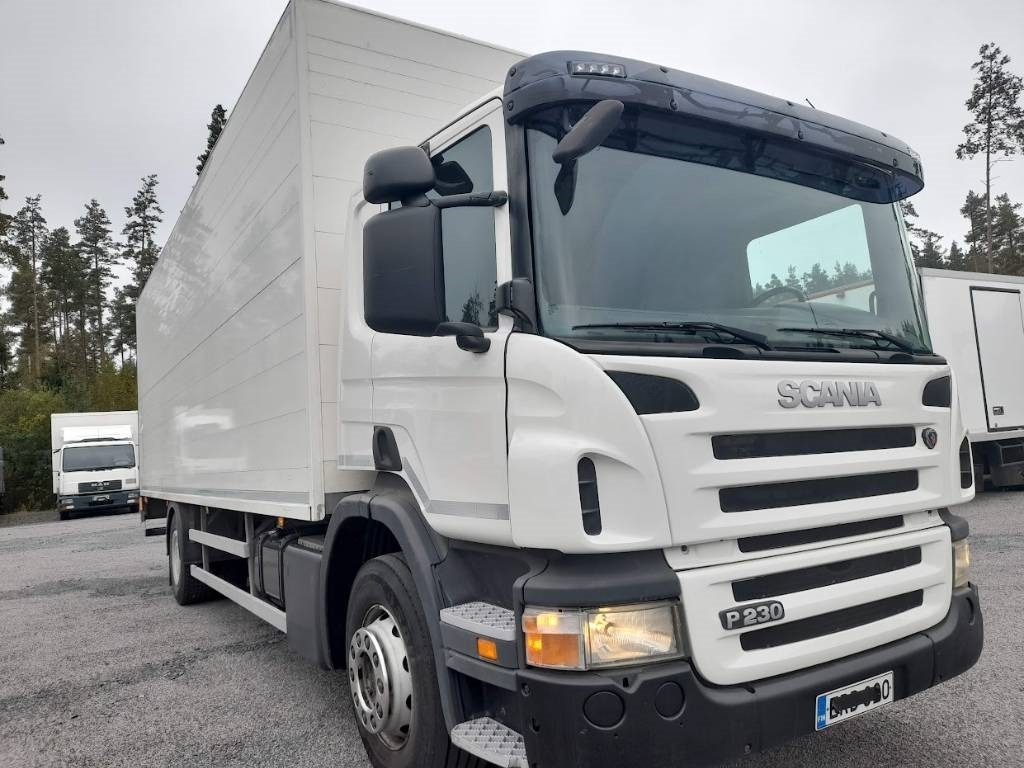 Scania P 230 DB - Kravas automašīna ar slēgto virsbūvi: foto 3 Scania P 230 DB - Kravas automašīna ar slēgto virsbūvi: foto 3