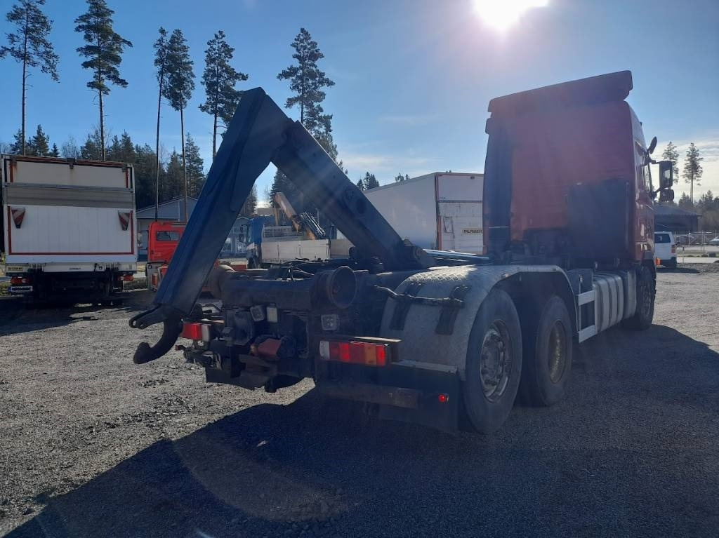 Volvo FH 13 480 - Pacēlājs ar āķi: foto 4 Volvo FH 13 480 - Pacēlājs ar āķi: foto 4
