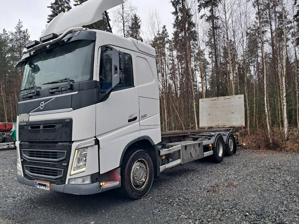 Volvo FH 13 500 - Konteineru vedējs/ Kravas automašīna ar noņemamā virsbūve: foto 1 Volvo FH 13 500 - Konteineru vedējs/ Kravas automašīna ar noņemamā virsbūve: foto 1