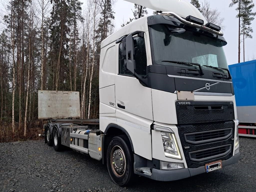 Volvo FH 13 500 - Konteineru vedējs/ Kravas automašīna ar noņemamā virsbūve: foto 2 Volvo FH 13 500 - Konteineru vedējs/ Kravas automašīna ar noņemamā virsbūve: foto 2