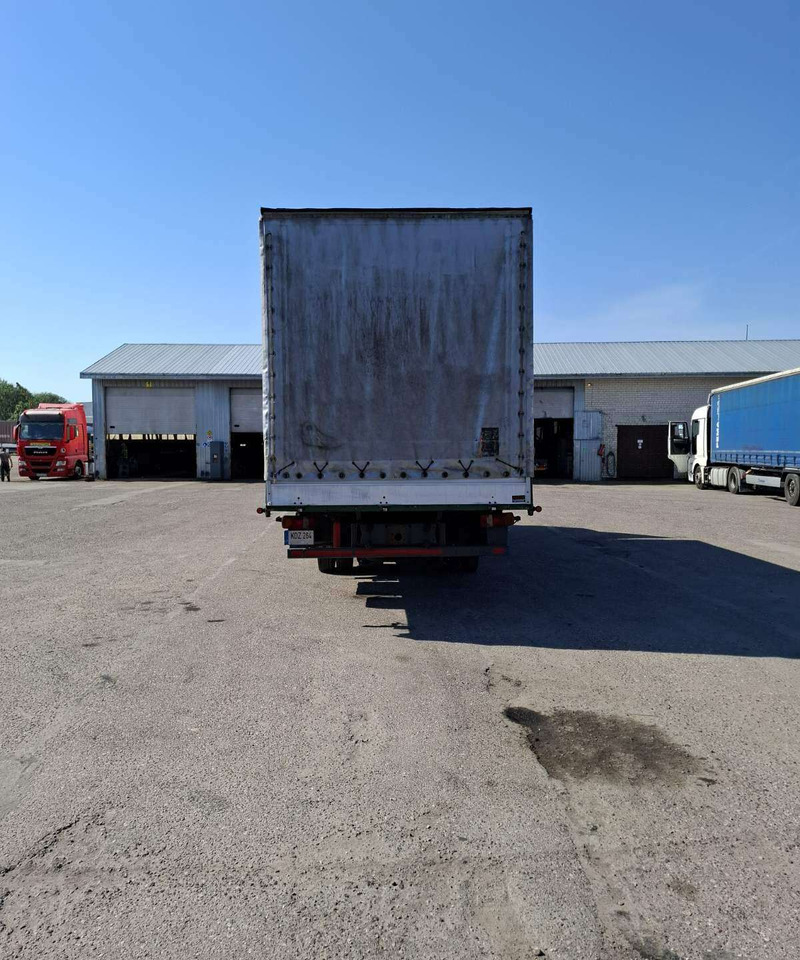 Mercedes-Benz Atego 818 - Kravas automašīna ar tentu: foto 3 Mercedes-Benz Atego 818 - Kravas automašīna ar tentu: foto 3